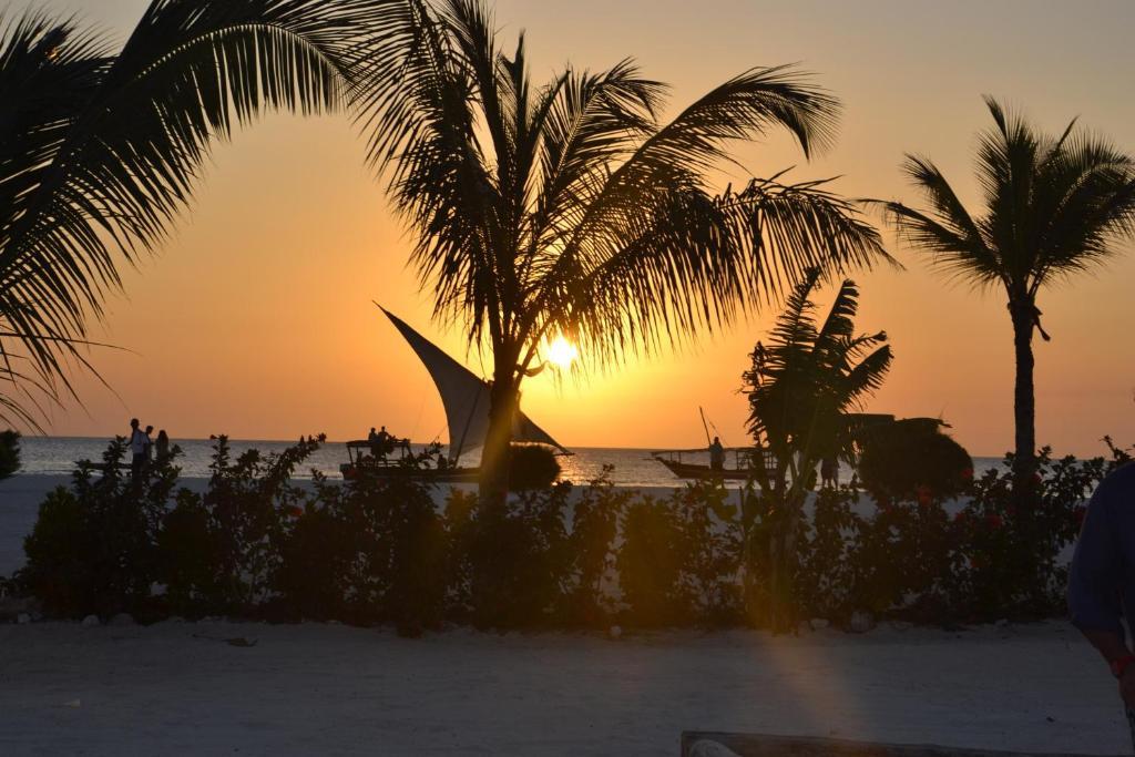 Gold Zanzibar Beach House & Spa Кендва Екстер'єр фото