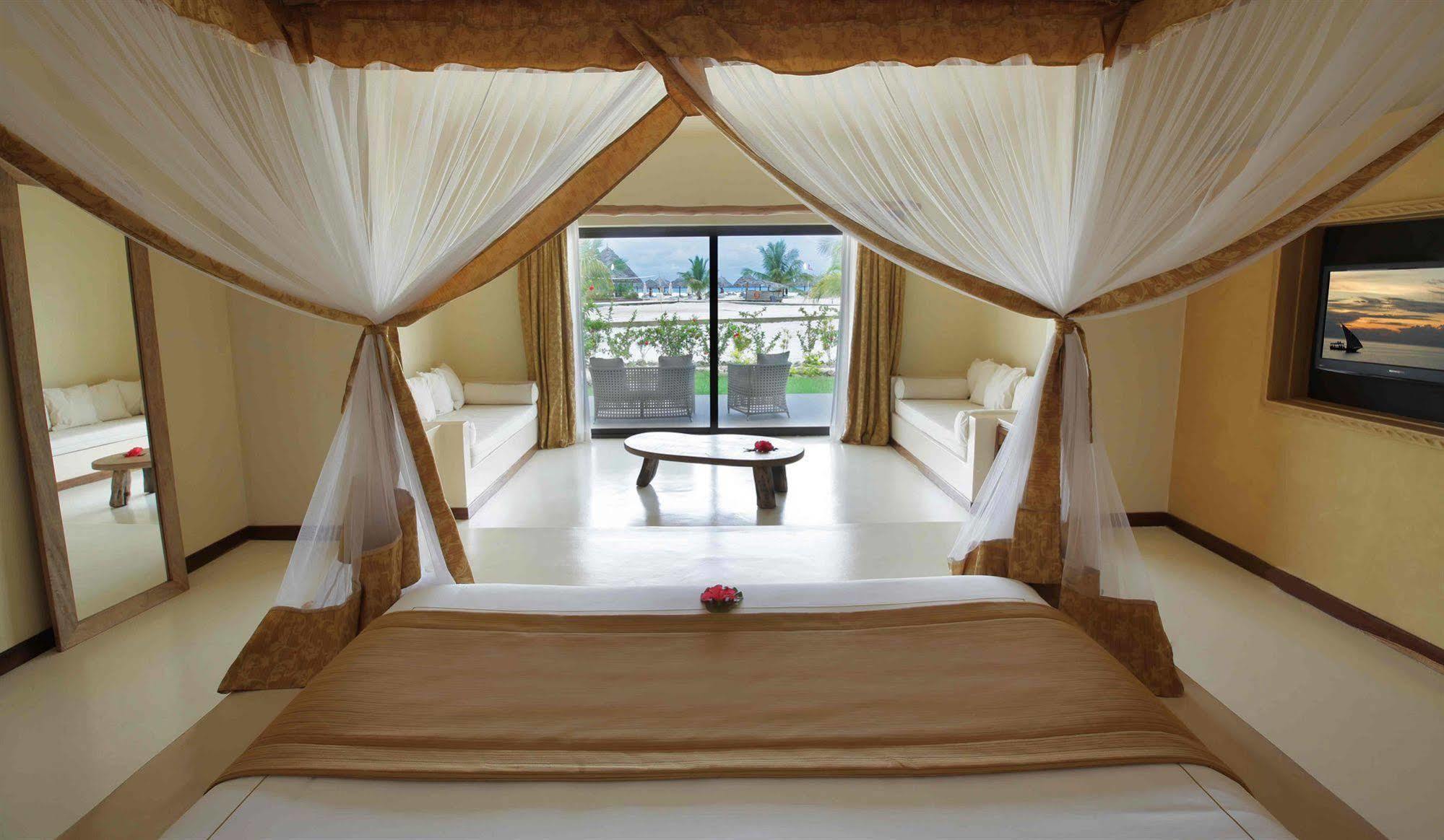 Gold Zanzibar Beach House & Spa Кендва Екстер'єр фото